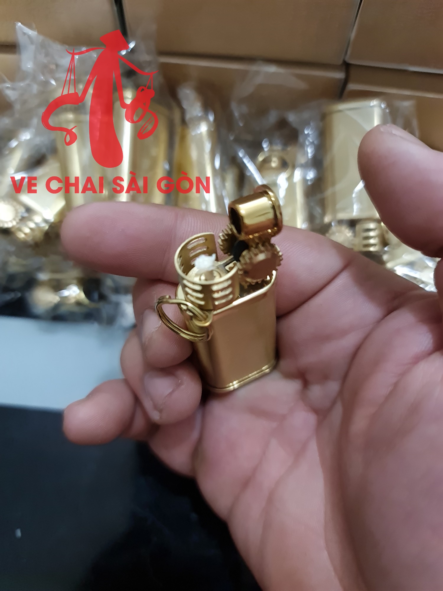 Bật lửa mini kiêm móc treo chìa khóa Zorro