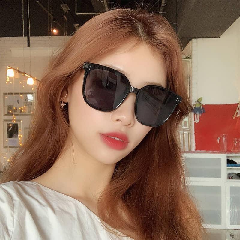 kính mát nữ tràn viền 155 3 chấm đen