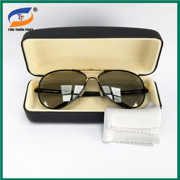 Giá bán Mắt kính nam đổi màu râm mát, dùng ngày và đêm - Kính đi đêm - Bảo hành 12 tháng - Sunglasses for men 2020