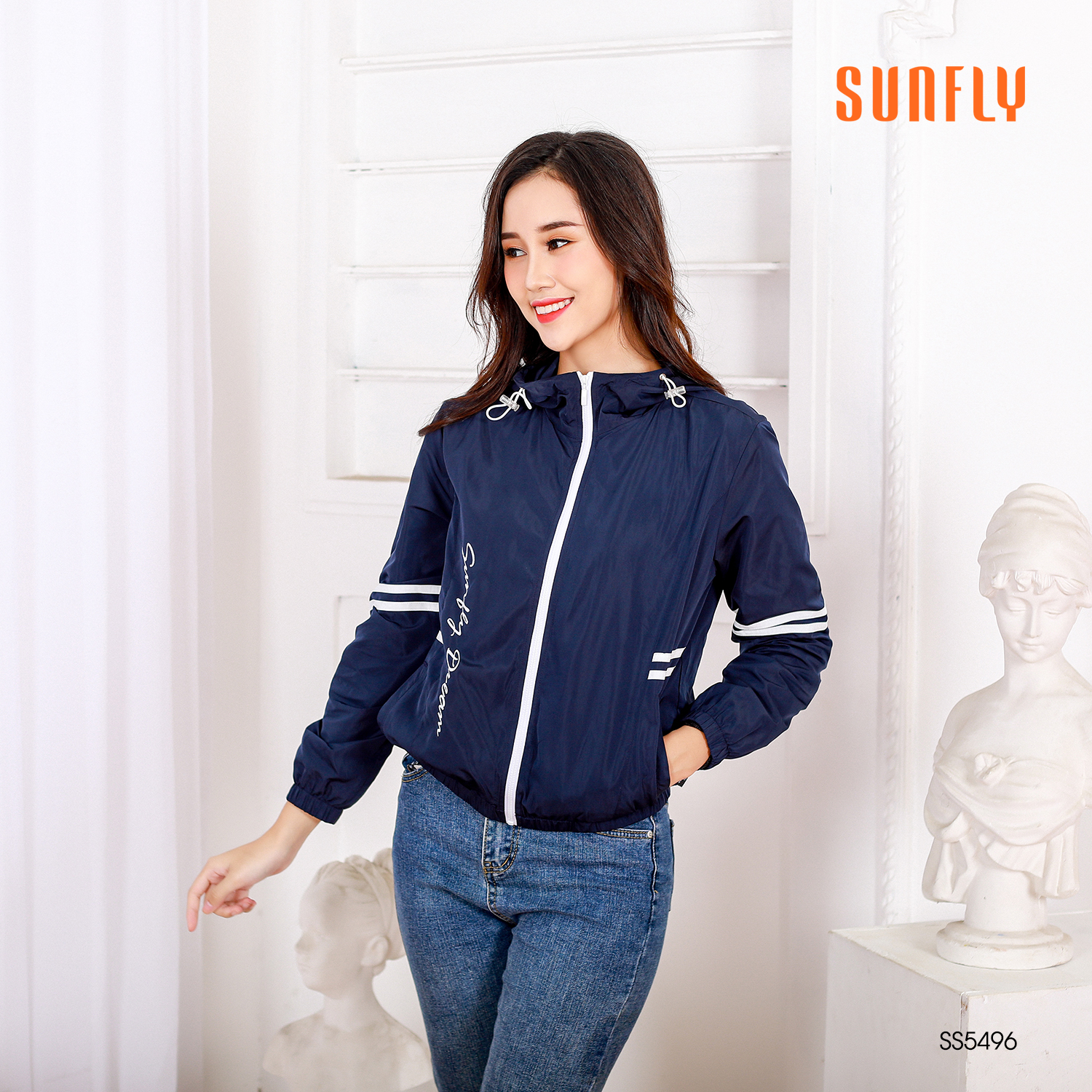 [VOUCHER ĐỘC QUYỀN 15.1 - GIẢM 15% TỐI ĐA 100K]Áo Khoác Gió Nữ SUNFLY Lót Lưới Có Mũ SS5496