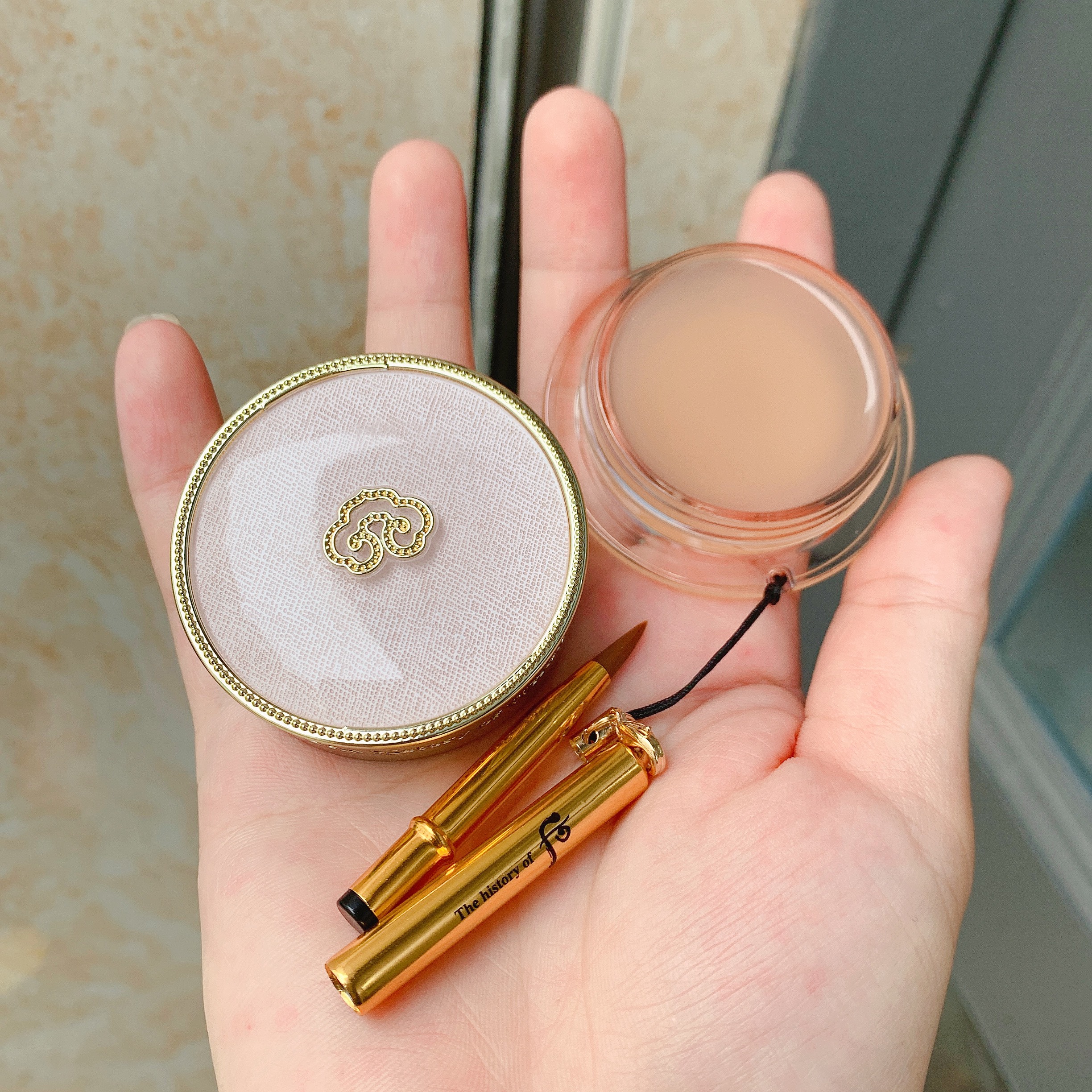 Son dưỡng ủ môi Whoo không màu fullsize 7gr