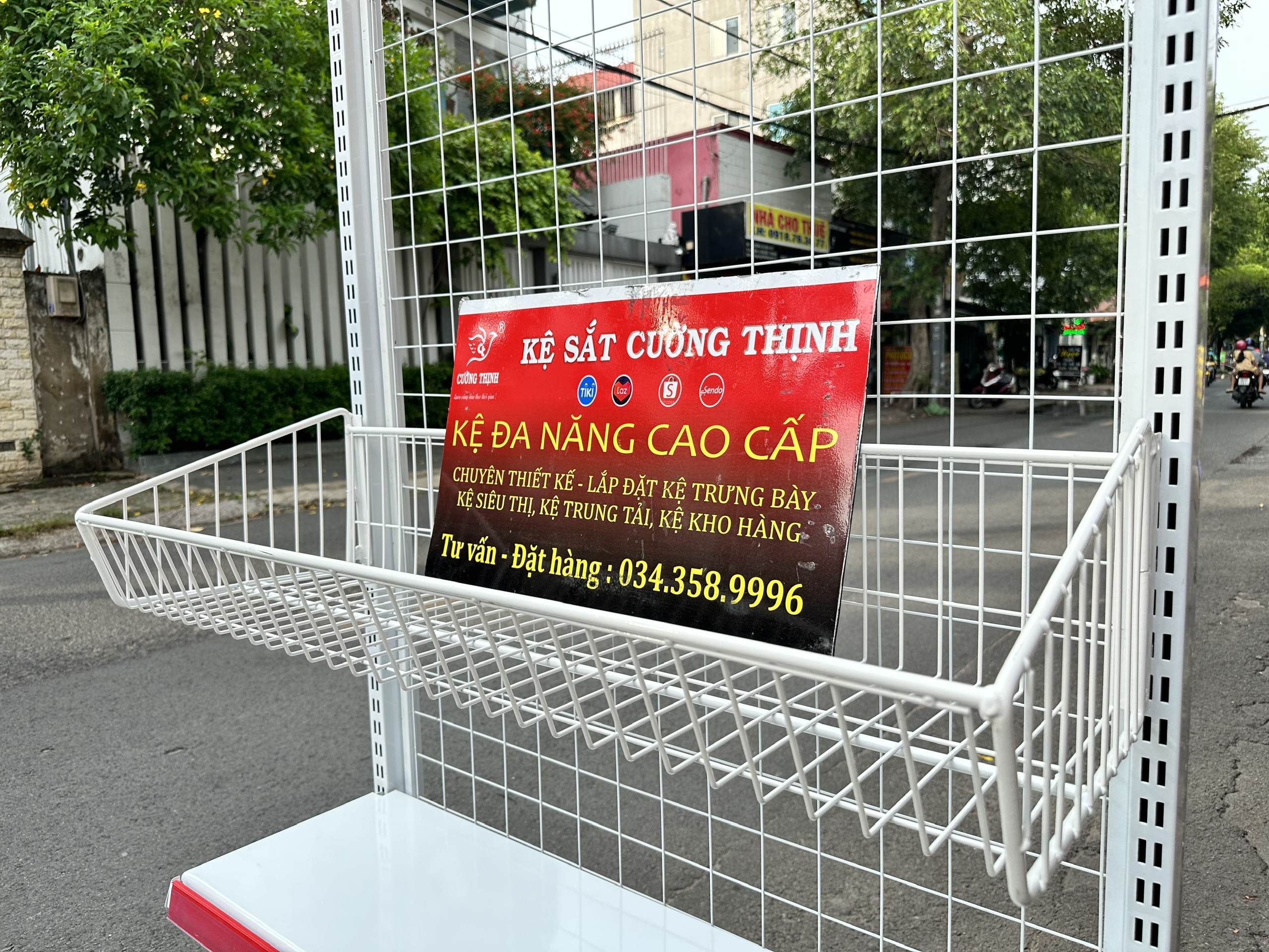 Rổ mỳ, lắp vào kệ siêu thị ( dài 90cm)