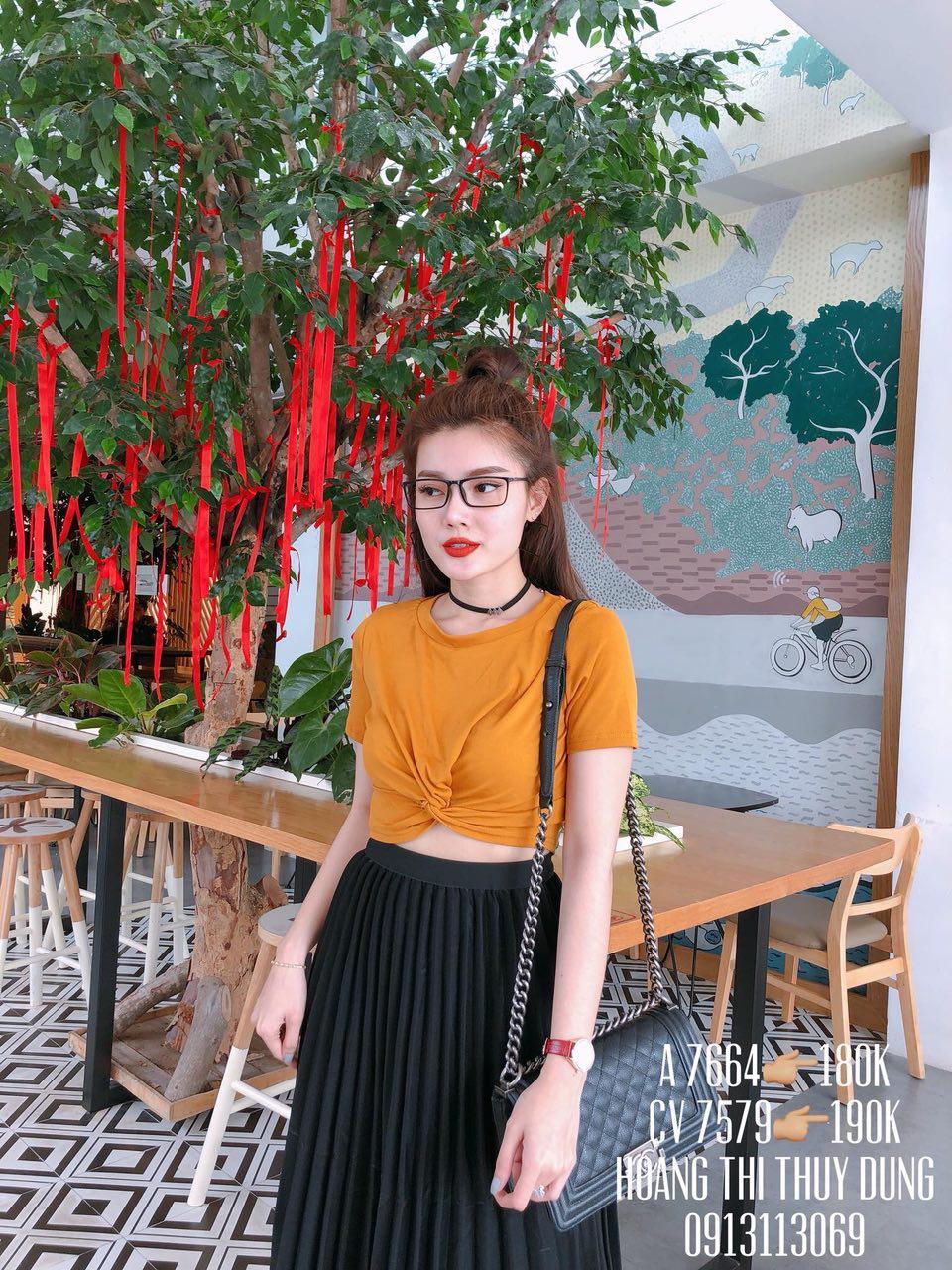 Áo xoắn eo tay ngắn, chất lụa đẹp mê 11435-2 ( MÀU ĐEN )