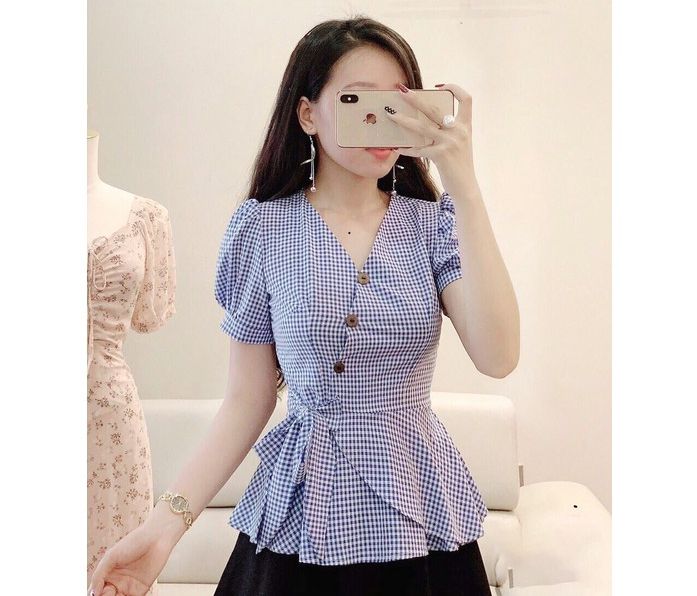 Áo sọc thắt nơ eo cổ V kết nút tay ngắn