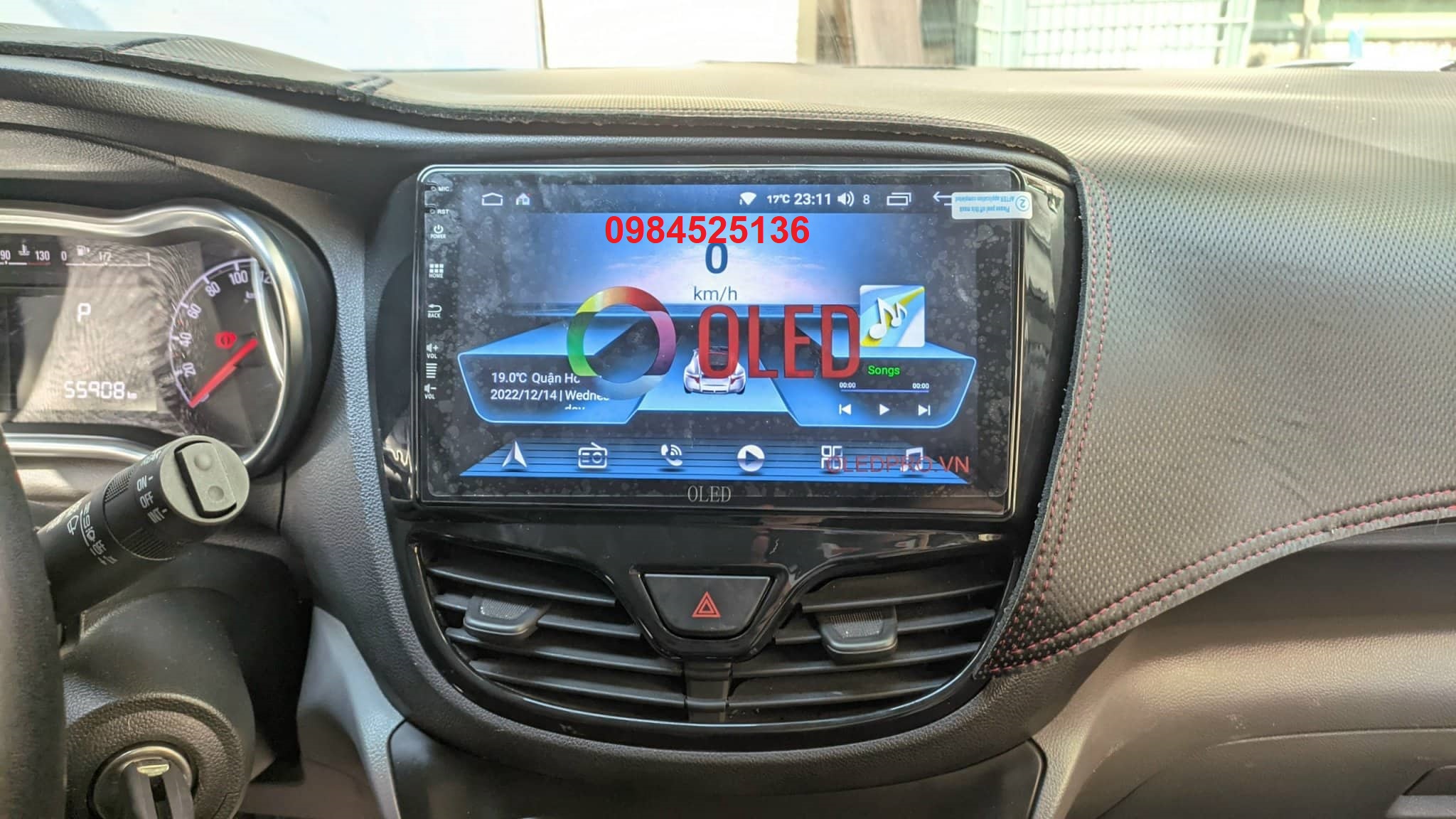 [INSTALLATION SUPPORT ] Android OLED Screen C2 NEW WIFI Version. Android car screen view Vietmap, GPS directions, with ENGLISH, speed warning car screen. Cheap car screen.