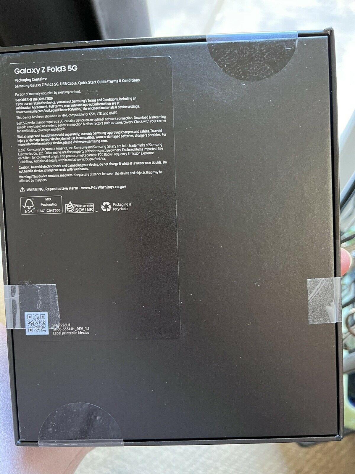 Brand New Samsung Galaxy Z Fold3 5G 256GB Phantom Silver