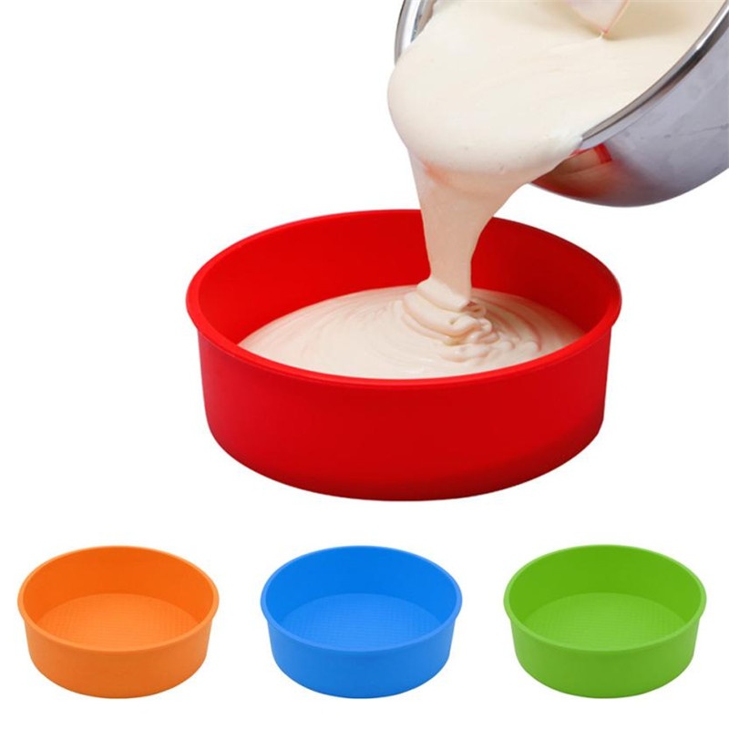 26CM Round Silicone Cake Mold Oven Baking Pizza Mould DIY Kitchen Circle Shape Cakes Pancake Maker Holder - intl