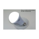 Bộ 5 bóng đèn LED tích điện thông minh 7W (Trắng)