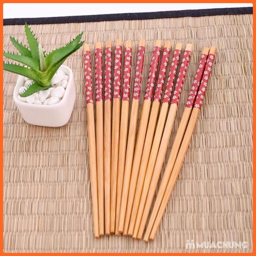 Bộ 6 bát sứ kèm đũa