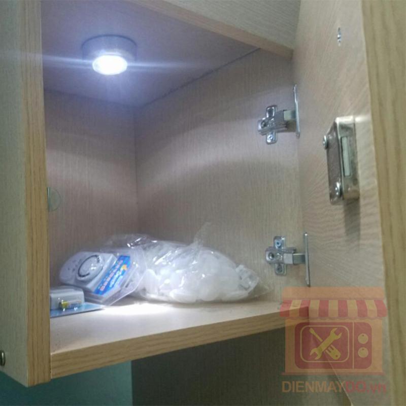 Bảng giá Bộ 9 đèn led dán tủ quần áo tiện dụng