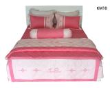 Bộ chăn ra gối bọc chằn gòn Cotton thêu Jamion KM10 180x200 (Hồng)