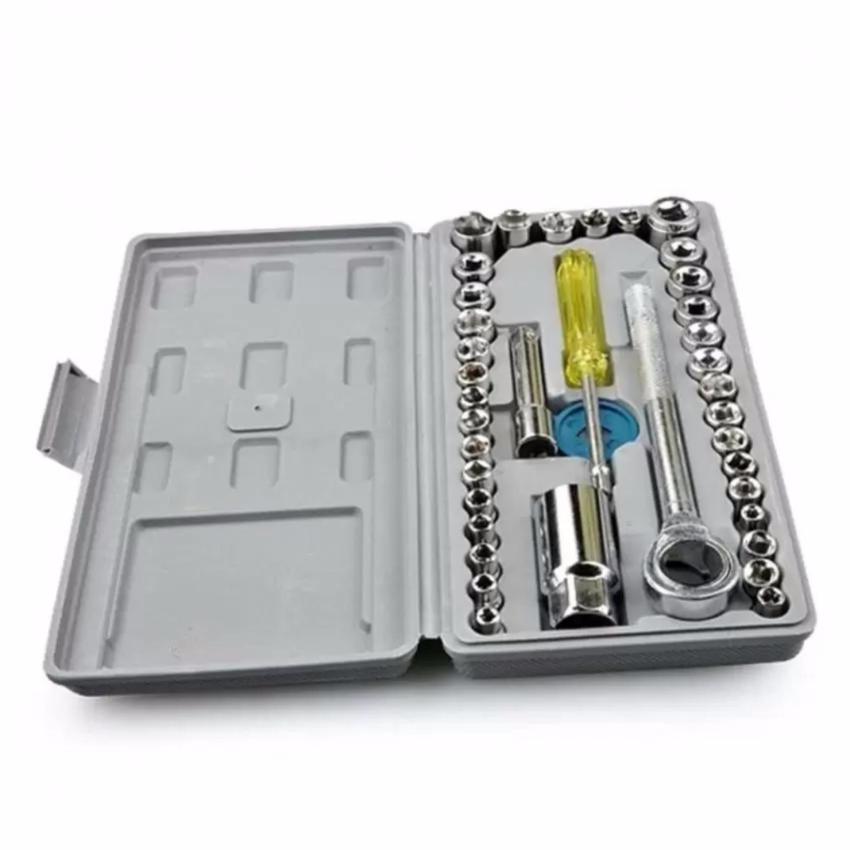 Bộ khẩu mở siết ốc và bugi 40 chi tiết QG69