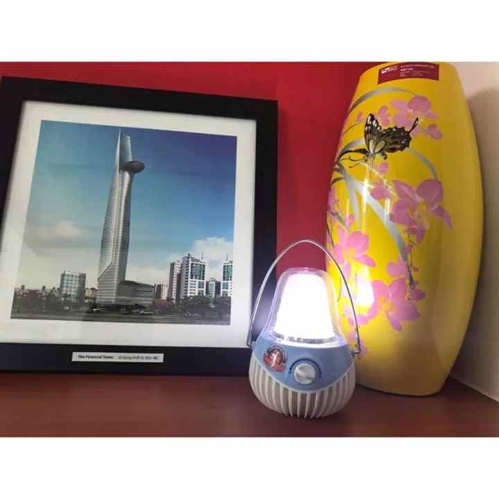 Đèn sạc LED cao cấp Comet CRL3101