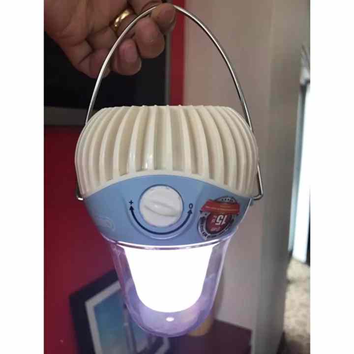 Đèn sạc LED cao cấp Comet CRL3101