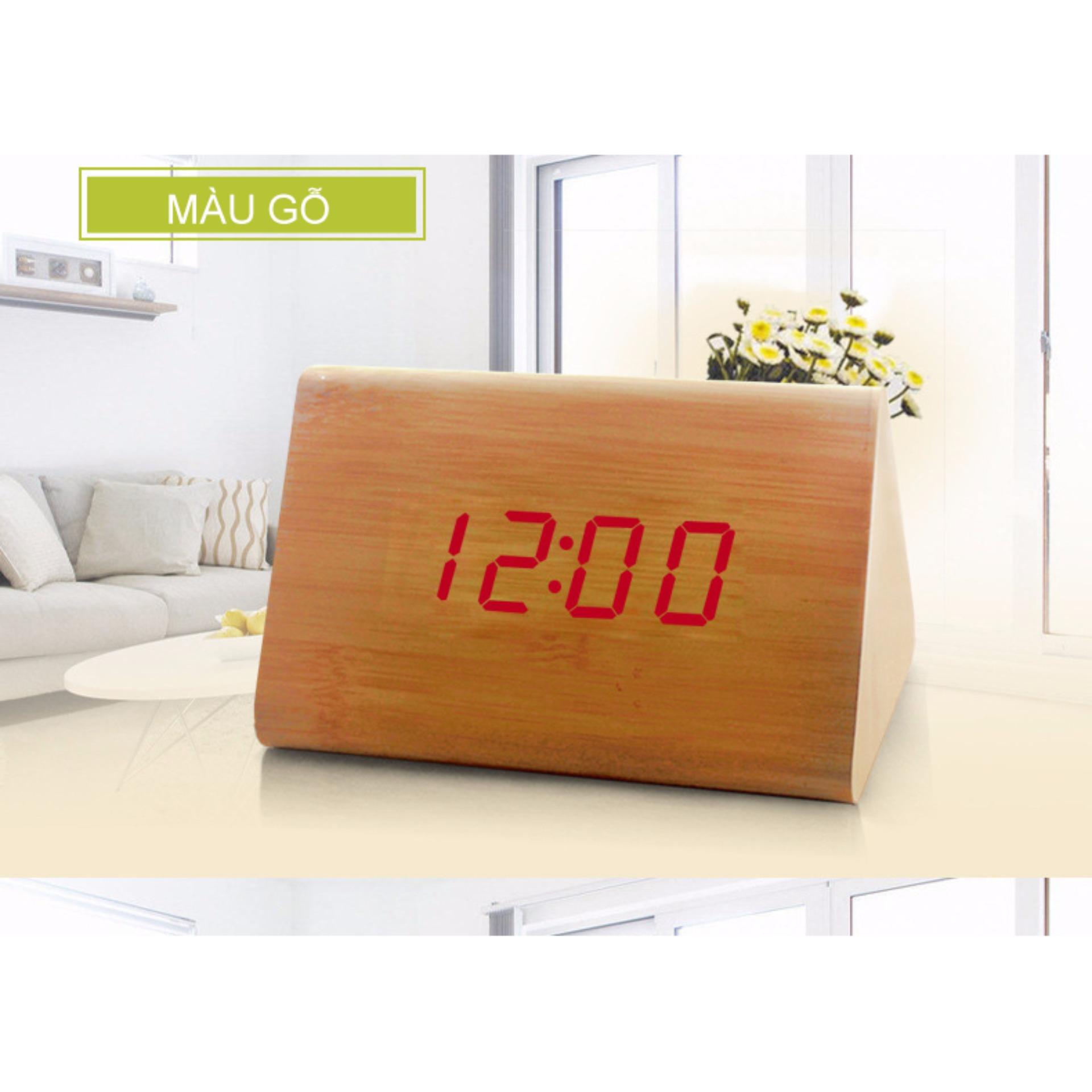 [HOÀN TIỀN MAX 6%][HCM]Đồng hồ gỗ hình tam giác có đèn LED (màu gỗ)