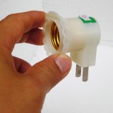 [HCM]Đuôi bóng đèn có công tắc (Kem)