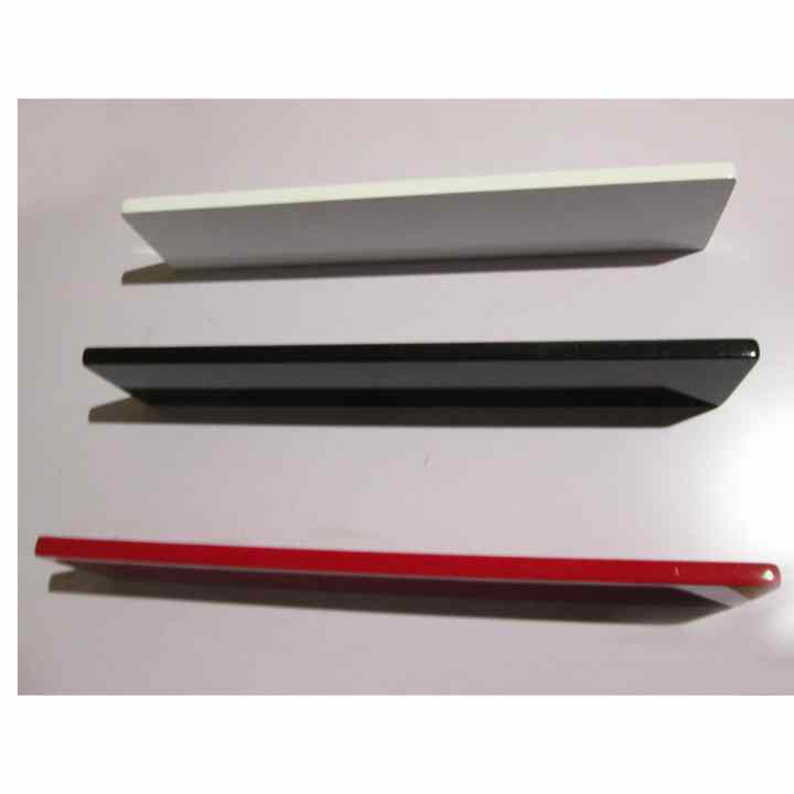 Kệ treo tường 3 thanh ngang ( Chiều dài 3 thanh 60 cm) (Đỏ, Đen, Trắng).