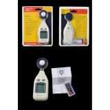 Máy đo cường độ ánh sáng Benetech GM1010