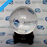 [HCM]quả cầu pha lê trong suốt 8p. tặng kèm chân đế.