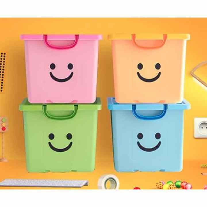 Thùng nhựa đựng đồ có nắp Happy Box YW-08 (Xanh lá cây nhạt)