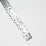 [HCM]Thước Lỗ Ban Lá Thép Hệ 30Cm