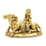 Tượng trâu nằm 15x12cm