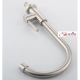 Vòi rửa chén bát gắn chậu inox 304 cần cứng - tặng thêm 01 dây dẫn nước
