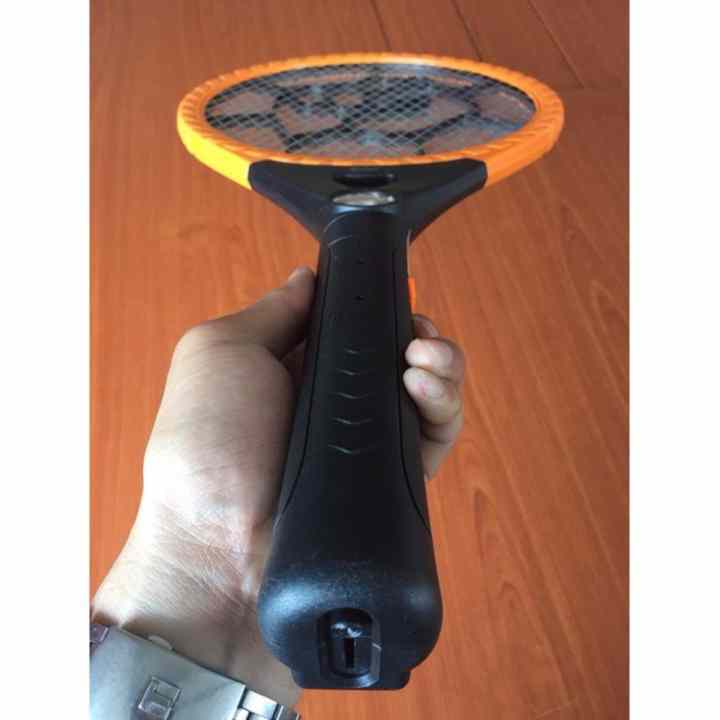 Vợt muỗi điện cao cấp Comet CP036 (Đen)