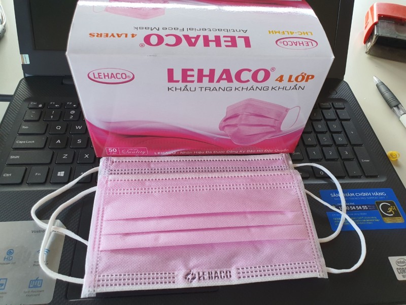 Giá bán Khẩu trang y tế 4 lớp Lehaco Hộp 50 cái - vải không dệt kháng khuẩn (Đóng gói 5 bịt)
