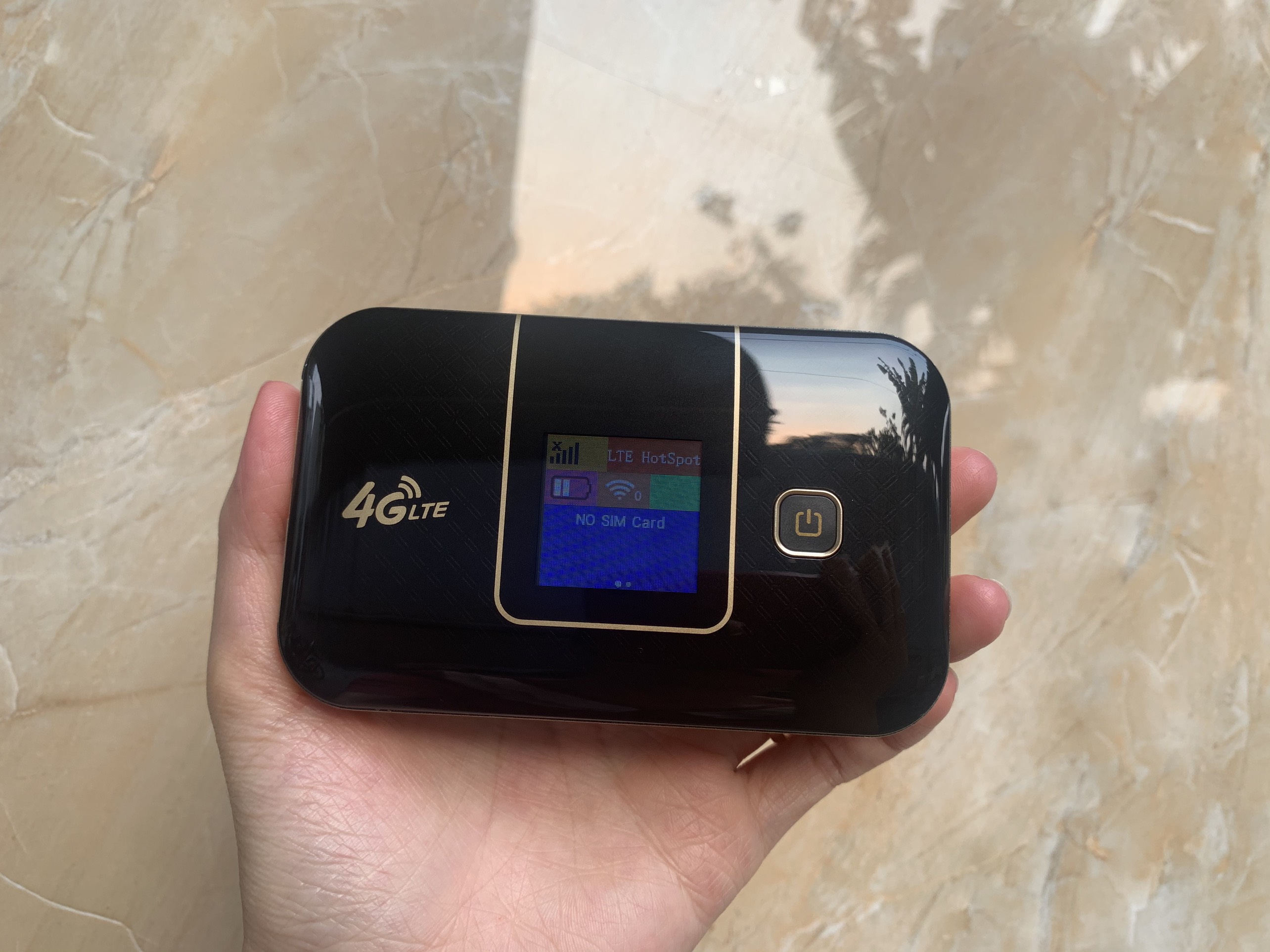 Bộ Phát WiFi 4G Pocket Hiroam H6800 tốc độ 300Mbps