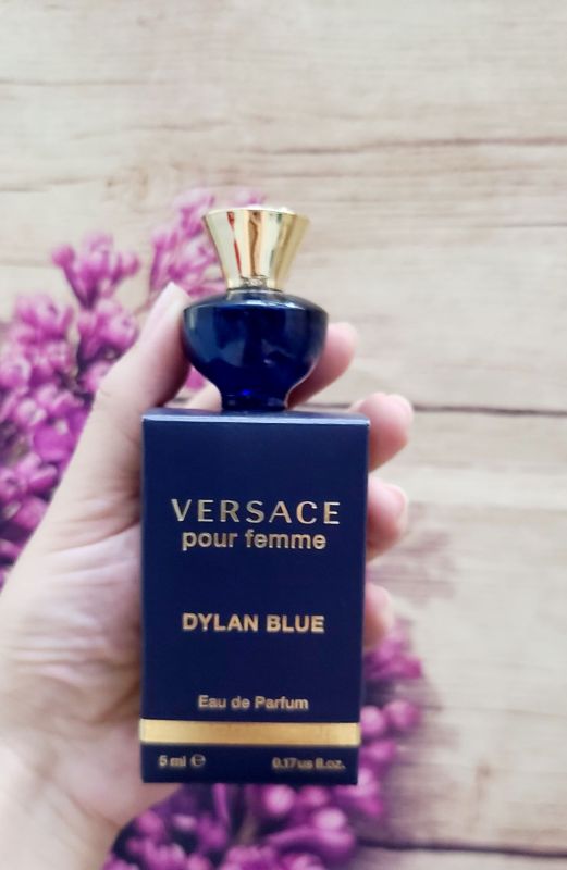 Nước hoa nữ Versace Dylan Blue Pour Femme 5ml