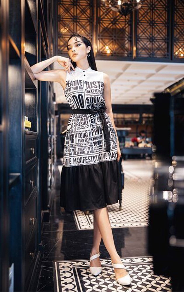 Váy sát nách cổ tàu xòe Cchat Clothes