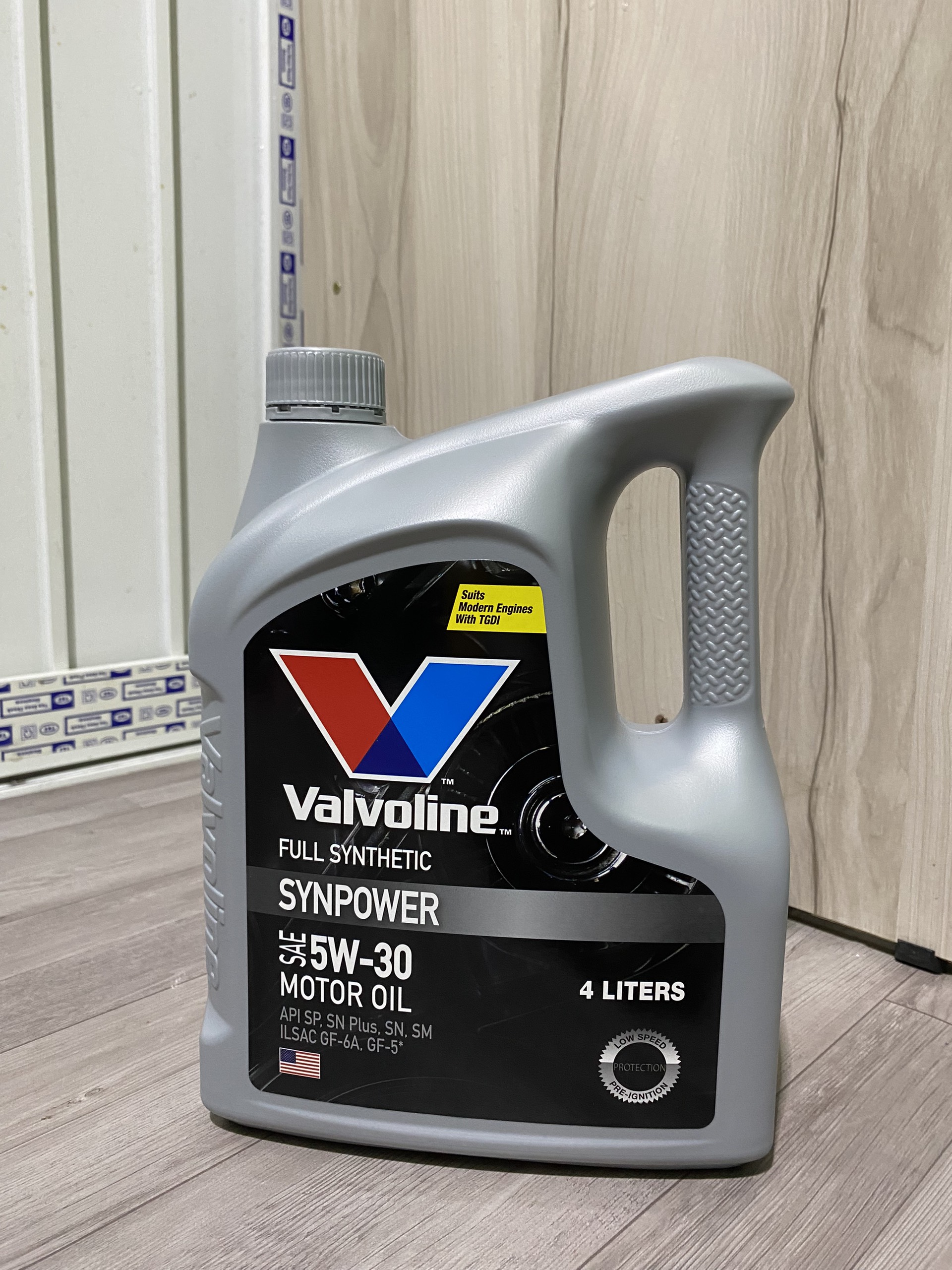 Dầu nhớt Valvoline Synpower 5W30 SN+ RC GF-5 (Can 4L)