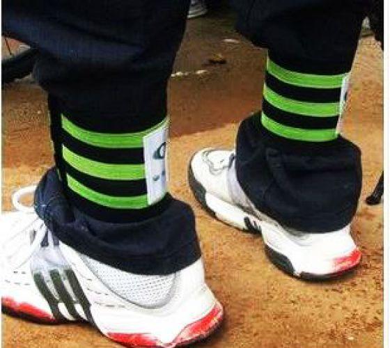 Bó ống quần vải thun phản quang Sử dụng nhằm bó gọn ống quần cho các hoạt động thể thao vận động, mạo hiểm, leo núi, đi rừng,…