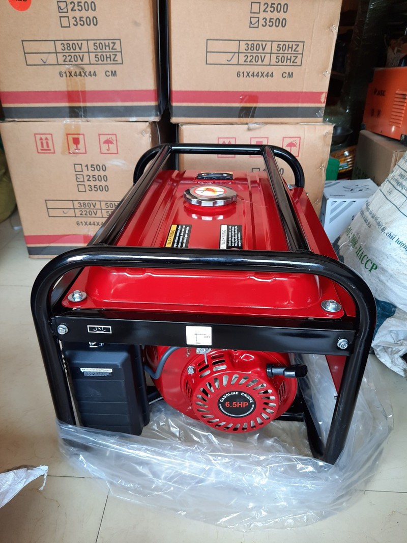 Máy phát điện- máy phát điện  EC2500CX