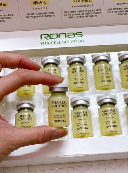 Tế bào gốc ronas vàng chăm sóc da hộp 10 lọ