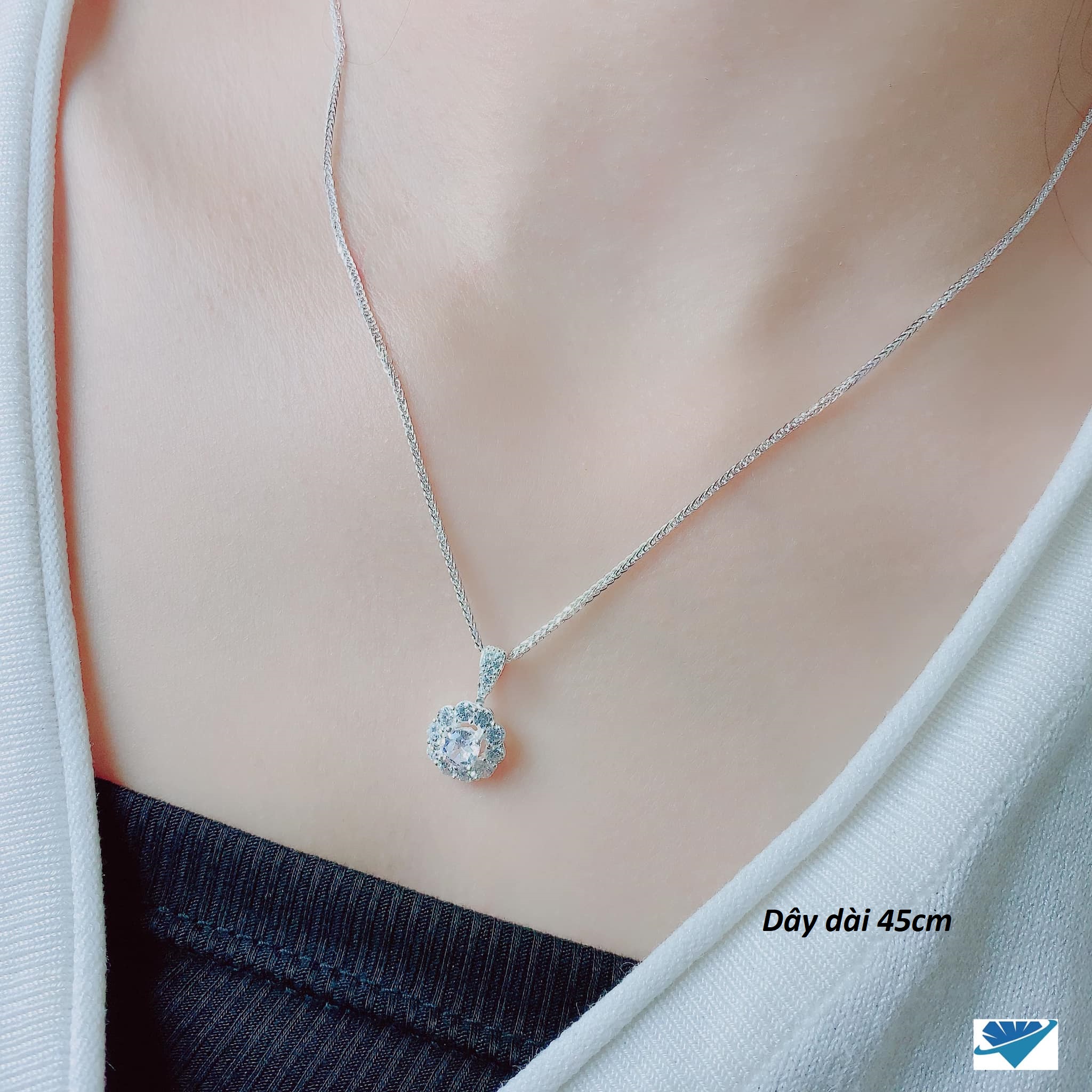 Dây chuyền nữ mặt đá tròn chất liệu bằng bạc s925 MS11