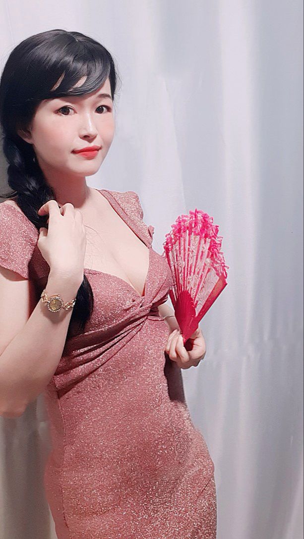 Đầm Nhung Body Nhiều Màu Dáng Đẹp