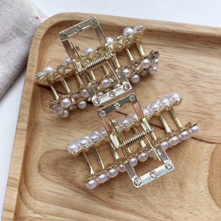 Kẹp tóc Square pearl-cubic Hàn Quốc
