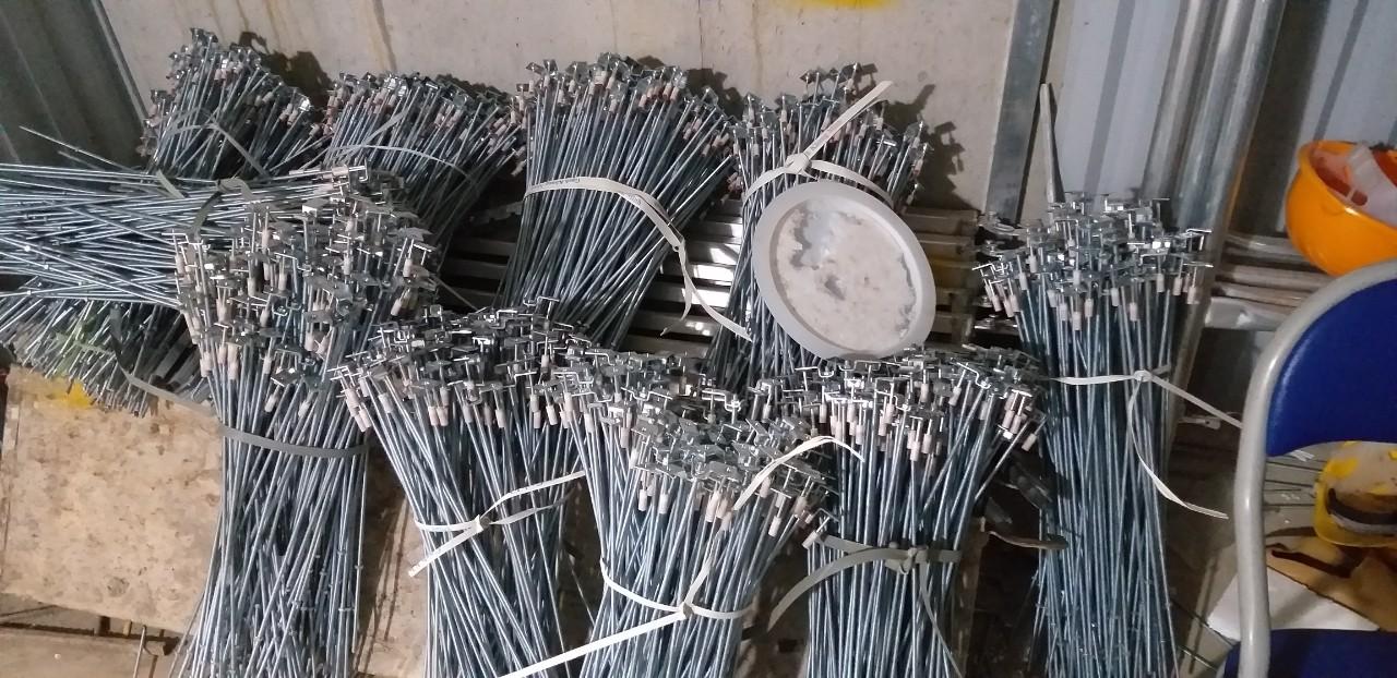 Tacke trơn M8 (hộp 100 cái)