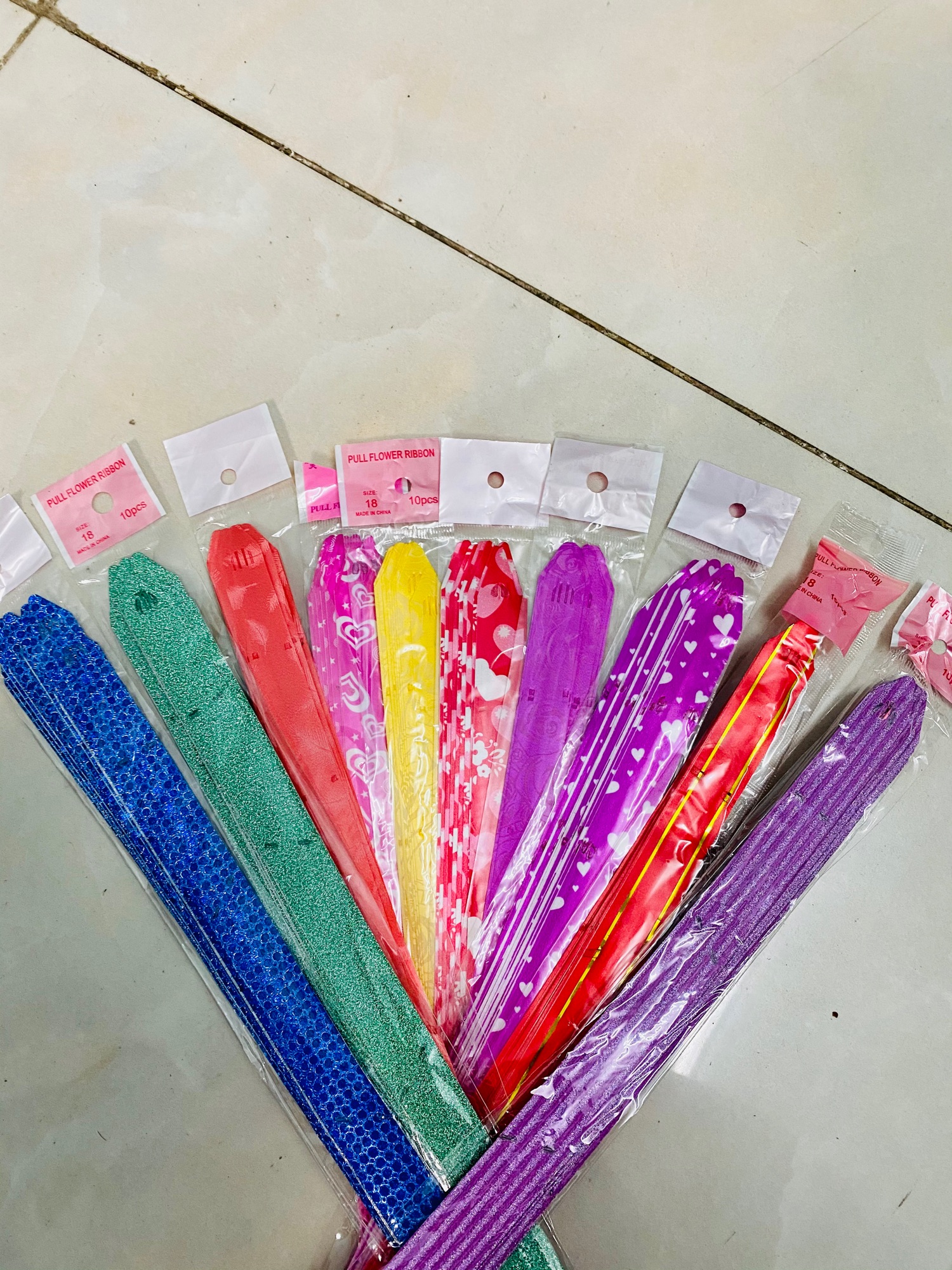 [HCM]Sét nơ rút 5 nơ kích thước nơ ngang 7 dài 10cm rút rồi