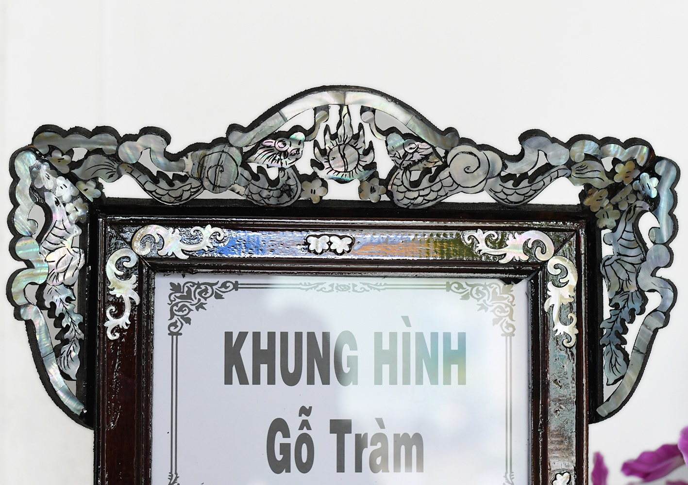 khung gỗ tràm, cẩn ốc xà cừ 20 x25