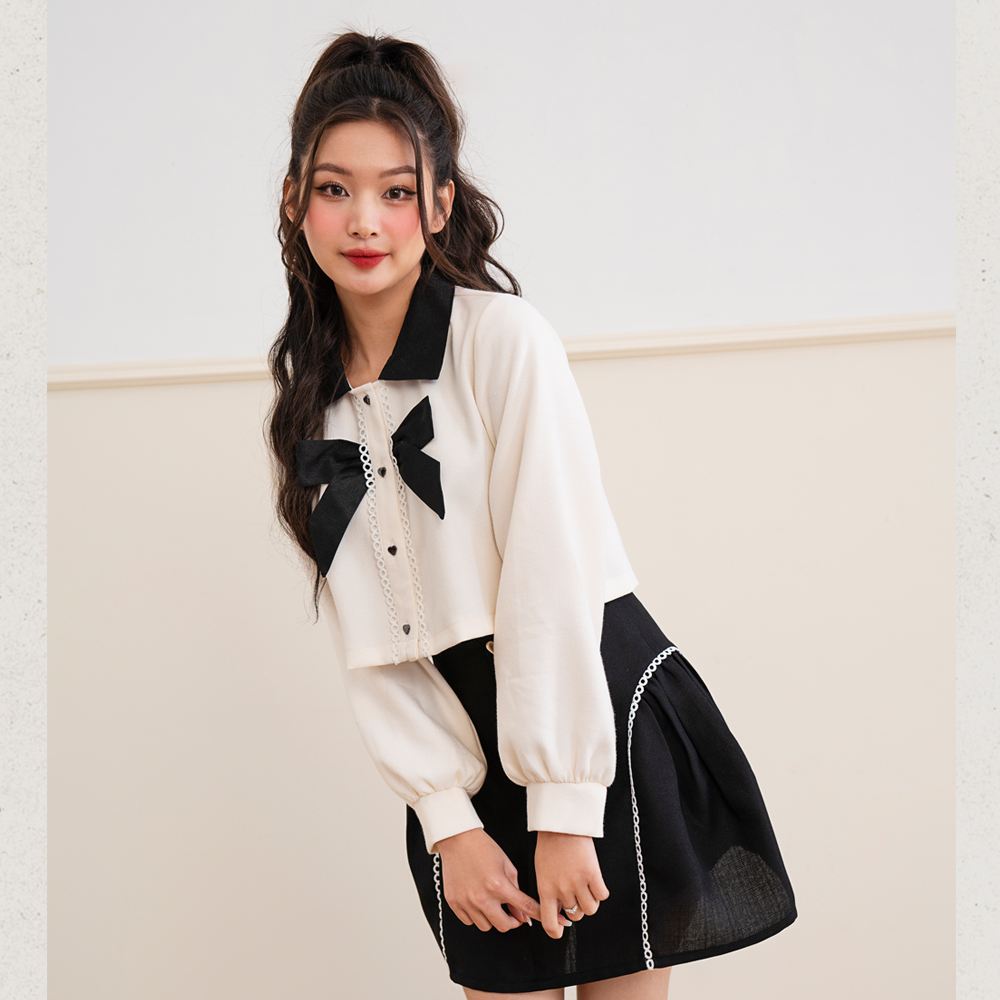 BLEUBIRD Set gồm áo và chân váy Mabel Set