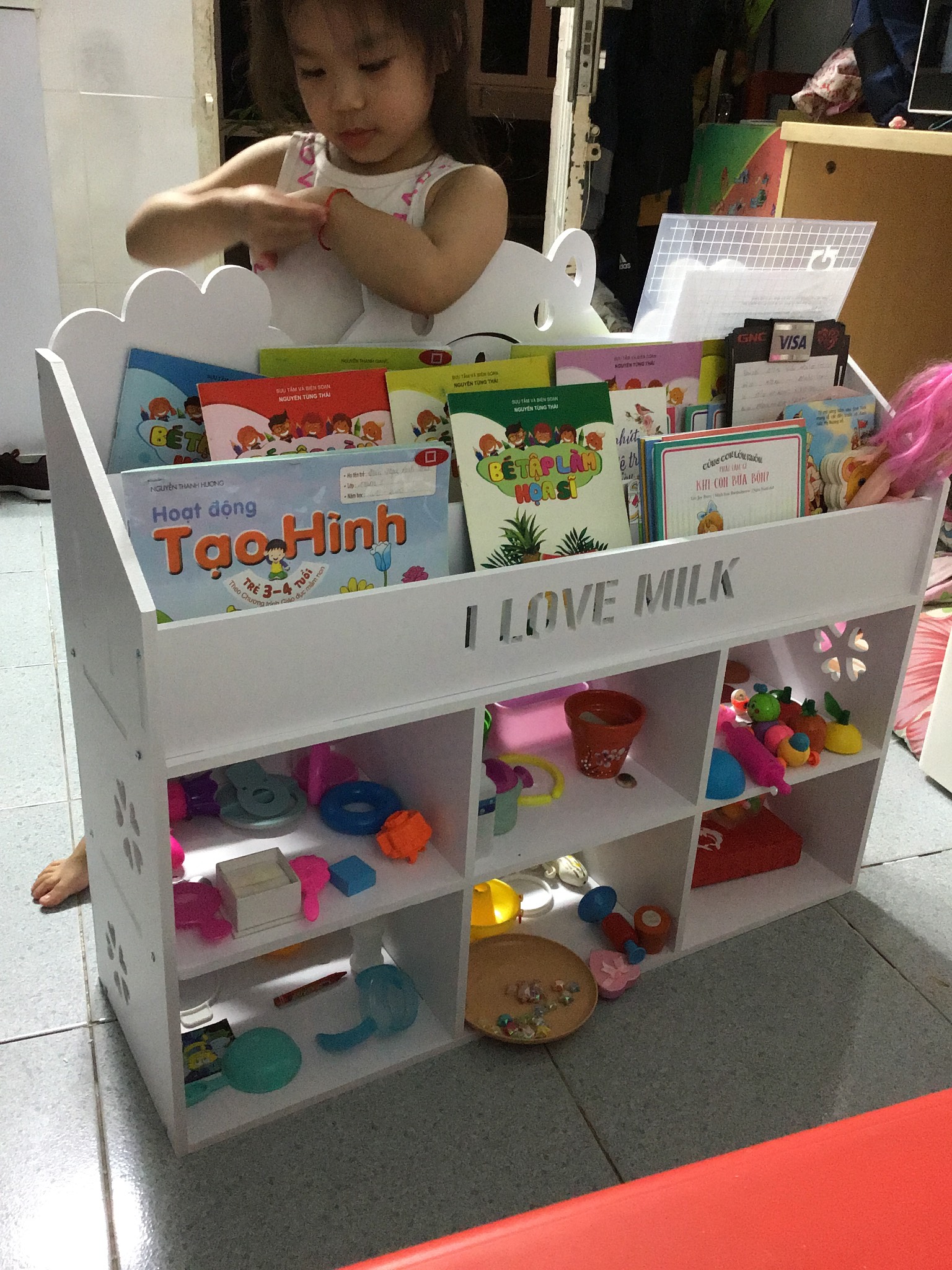 Kệ sách cho bé hai tầng ngăn chứa đồ ( Size vừa)