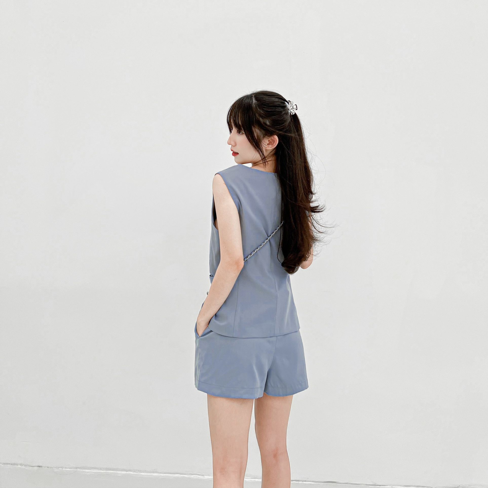 PONY SHORT - Quần short lửng lưng cao