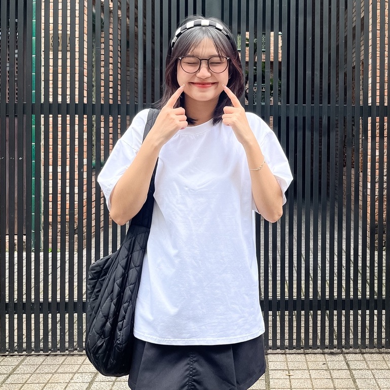 Áo thun unisex cổ tròn tay ngắn Basic 180 Miều Est.2013
