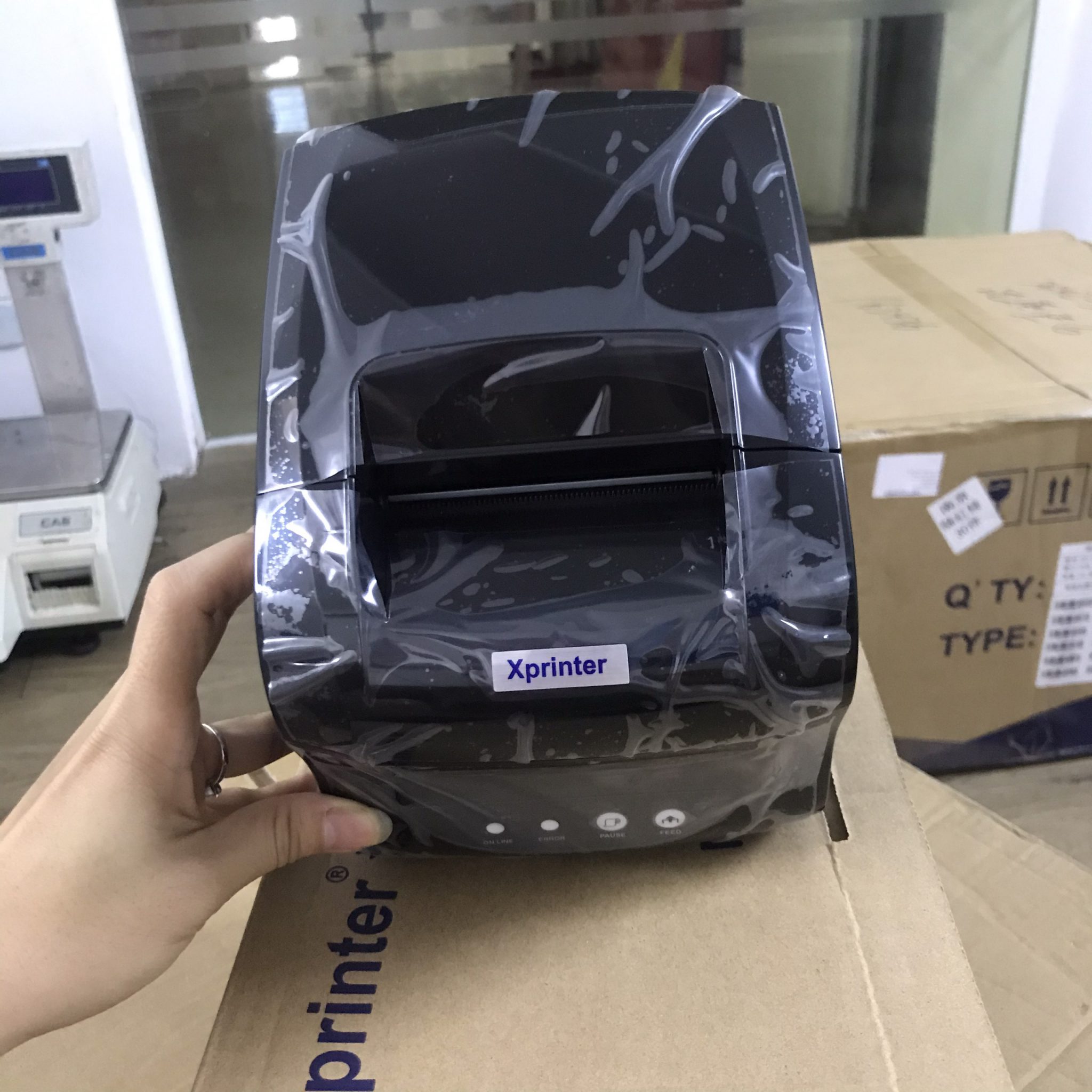 Máy in mã vạch Xprinter 365B