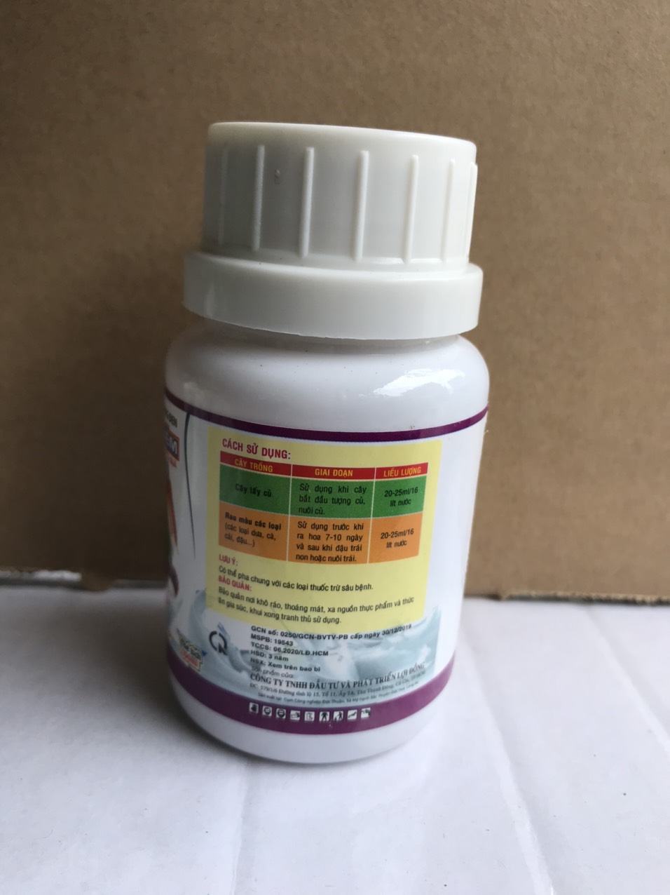 Phân bón trung vi lượng Canxi bo kẽm 100ml