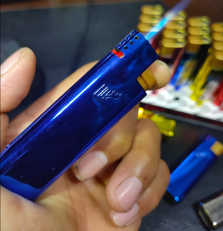 2 cái Bật lửa khò tia vỏ kim loại T5