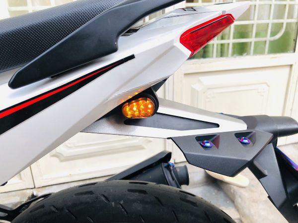 Cặp đèn xi nhan exciter 150 tặng chớp xi nhan